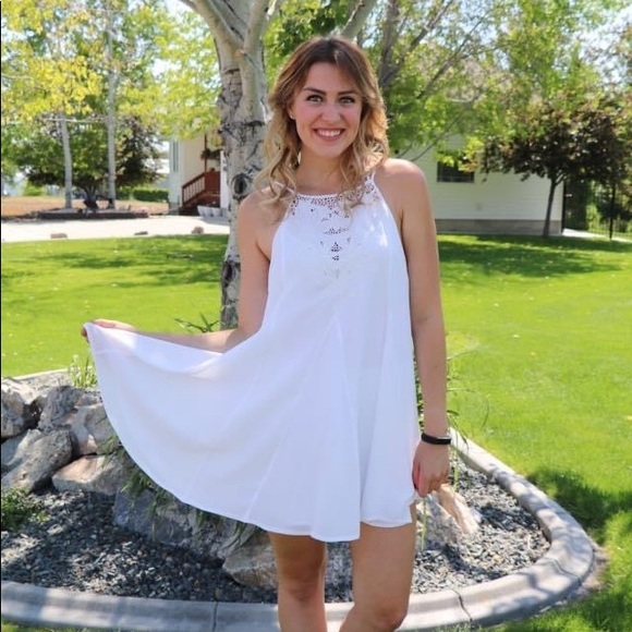 Lush Dresses & Skirts - white floral and open back dress